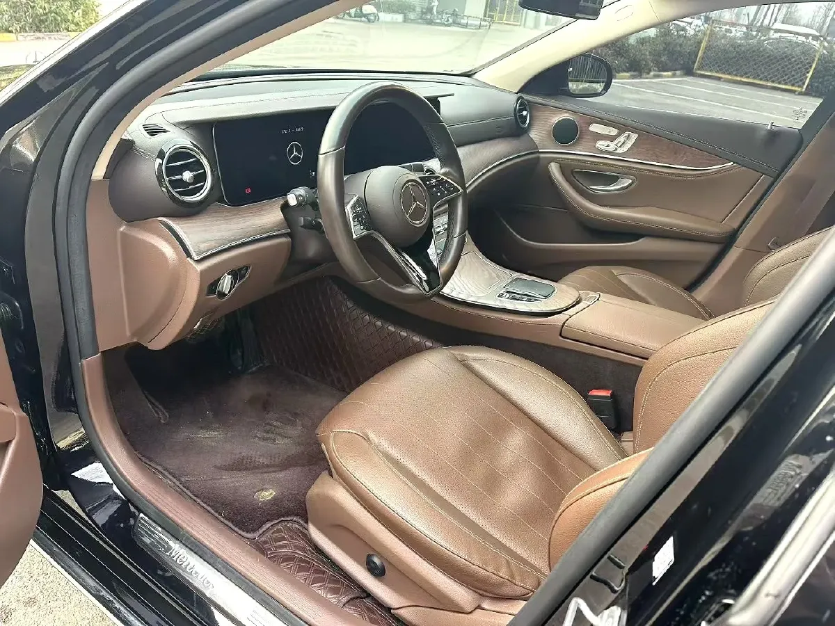 2021 Mercedes-Benz E Class 2.0T 258HP L4 9AT,autocango,china used car exporter,china ev exporter,chinese used car exporter,chinese used ev exporter