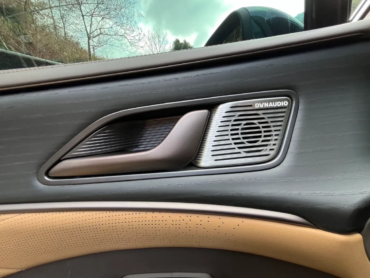 2022 Honda Odyssey 2.0L 146HP L4 E-CVT Hybrid,autocango,china used car exporter,china ev exporter,chinese used car exporter,chinese used ev exporter