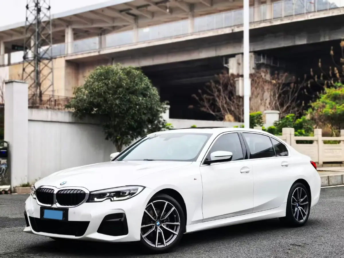 2021 BMW 3 Series 2.0T 156HP L4 8AT