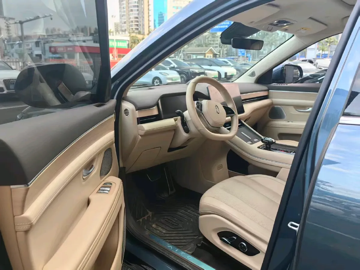 2024 AITO AITO M7 1.5T 152HP L4 REEV 42KWH,autocango,china used car exporter,china ev exporter,chinese used car exporter,chinese used ev exporter