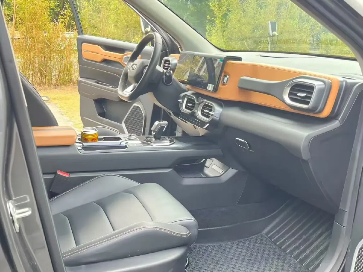 2020 Geely ICON 1.5T 177HP L3 7DCT,autocango,china used car exporter,china ev exporter,chinese used car exporter,chinese used ev exporter