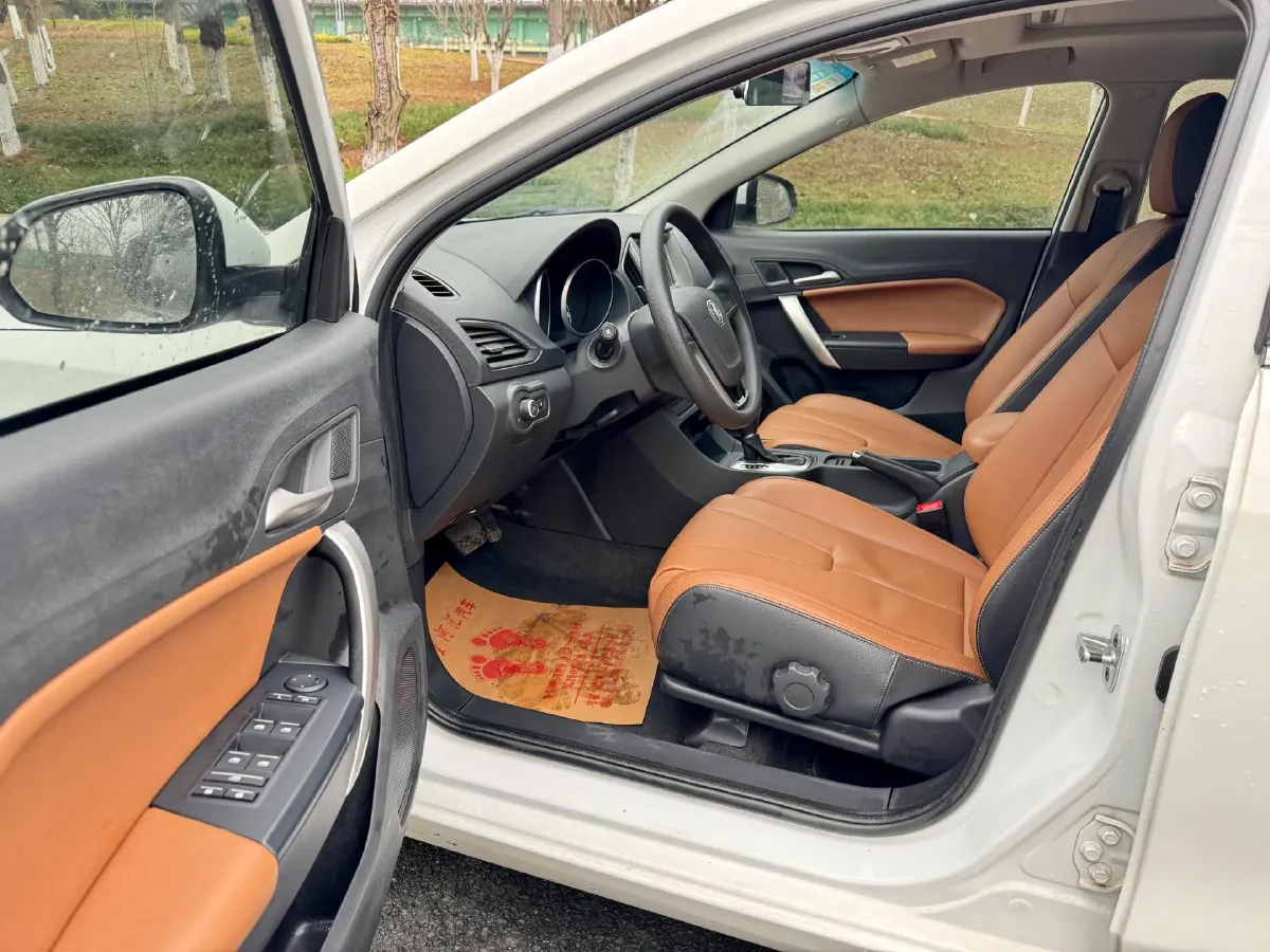 2016 MG GT 1.5L 109HP L4 4AT,autocango,china used car exporter,china ev exporter,chinese used car exporter,chinese used ev exporter