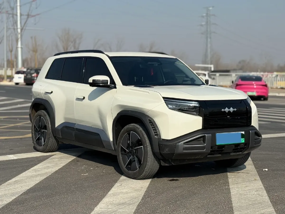 2025 FangChengBao Tai 3 BEV,autocango,china used car exporter,china ev exporter,chinese used car exporter,chinese used ev exporter