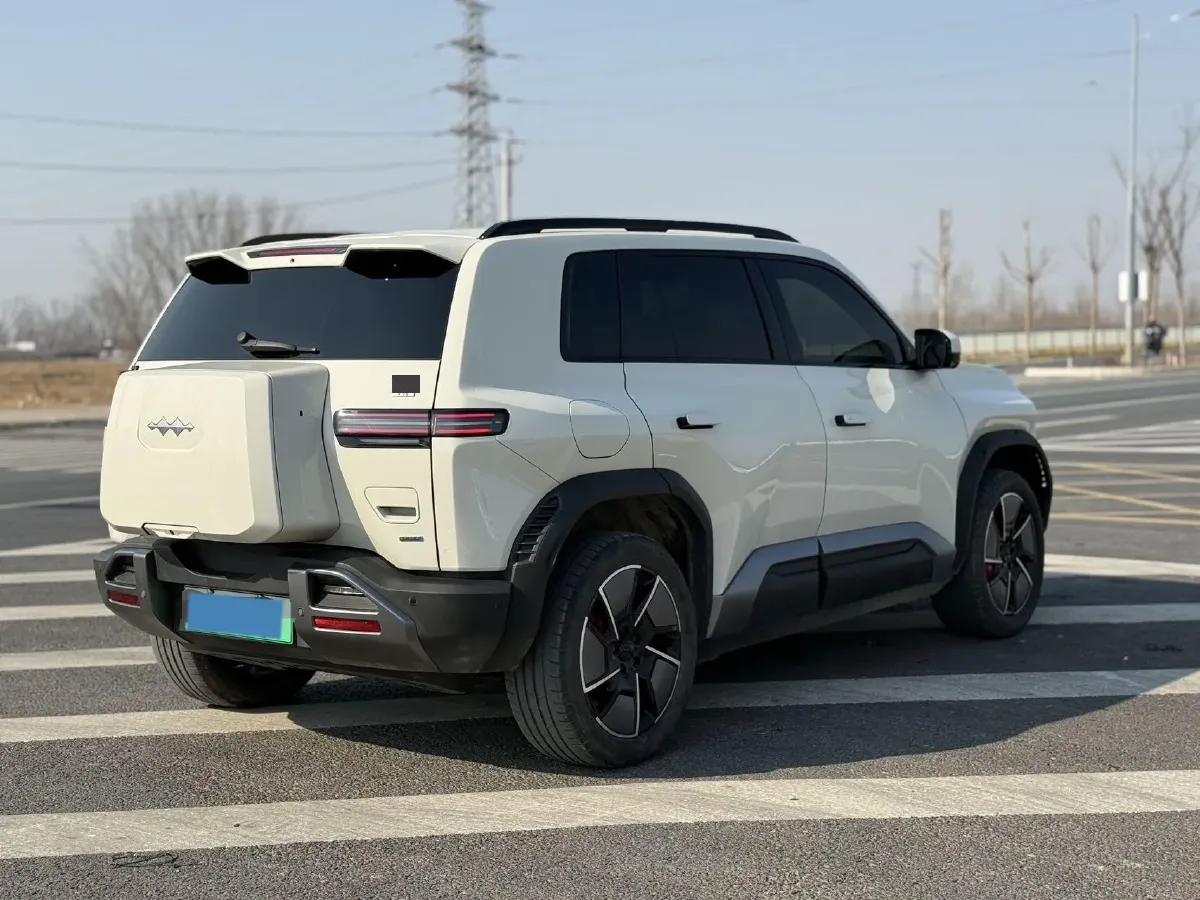 2025 FangChengBao Tai 3 BEV,autocango,china used car exporter,china ev exporter,chinese used car exporter,chinese used ev exporter