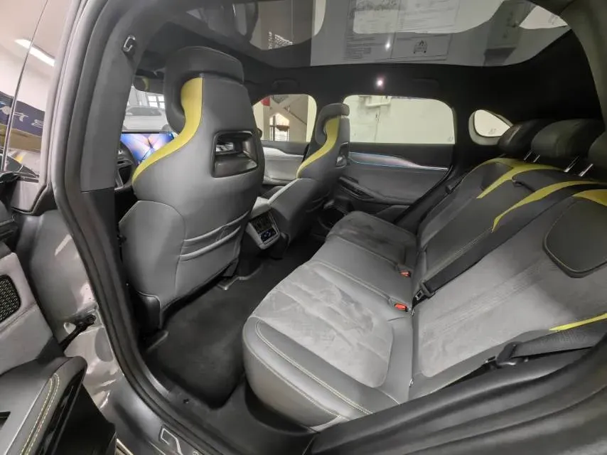 2025 BYD SongL EV BEV 87.04KWH,autocango,china used car exporter,china ev exporter,chinese used car exporter,chinese used ev exporter