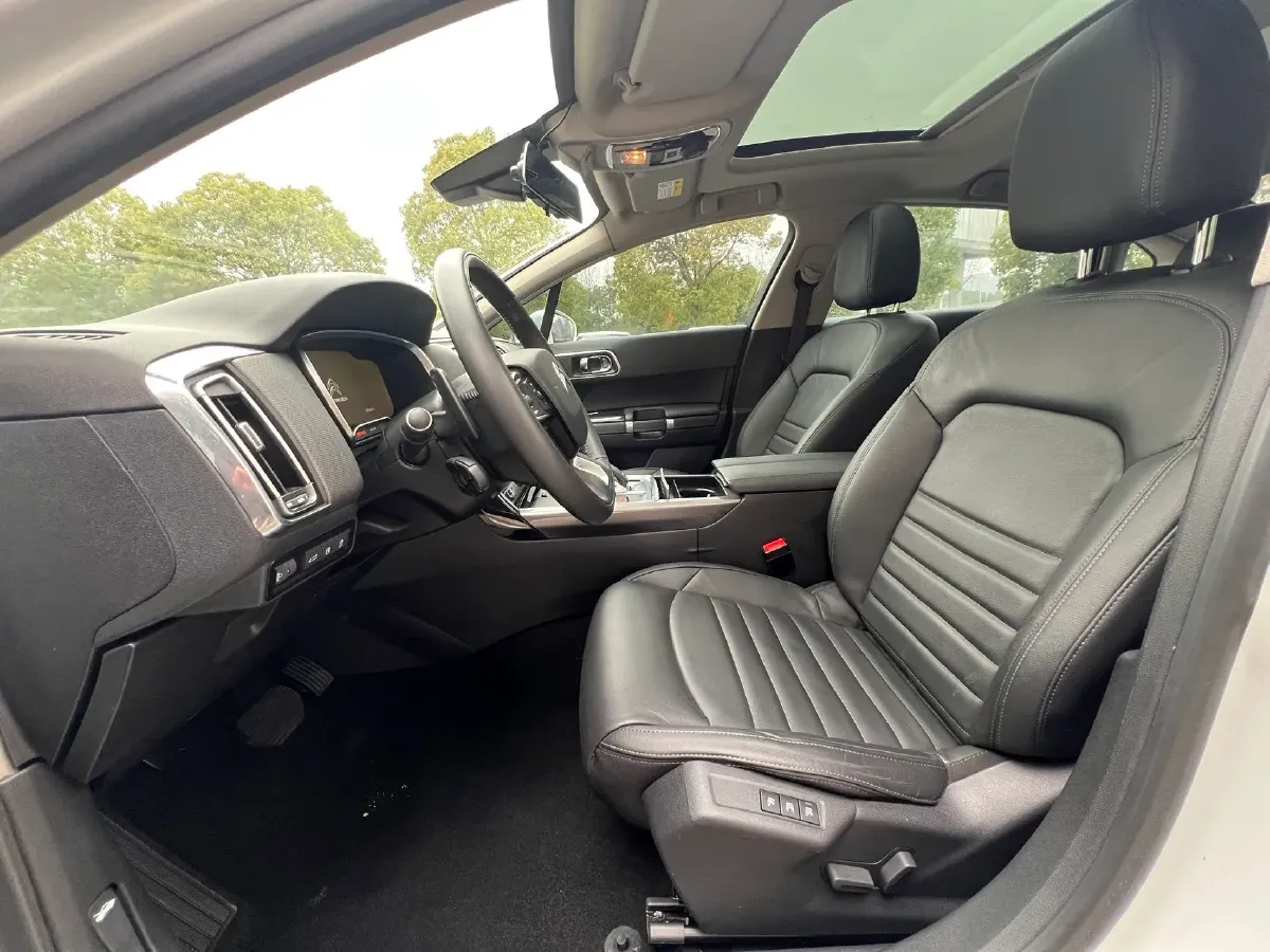 2020 Citroen C6 1.8T 211HP L4 8AT,autocango,china used car exporter,china ev exporter,chinese used car exporter,chinese used ev exporter