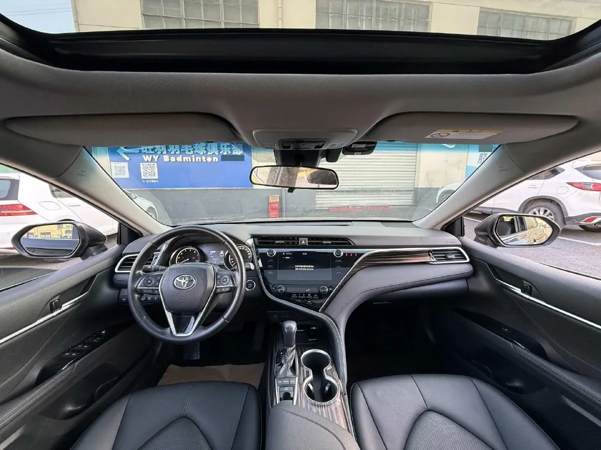 2019 Toyota Camry 2.5L 209HP L4 8AT,autocango,china used car exporter,china ev exporter,chinese used car exporter,chinese used ev exporter