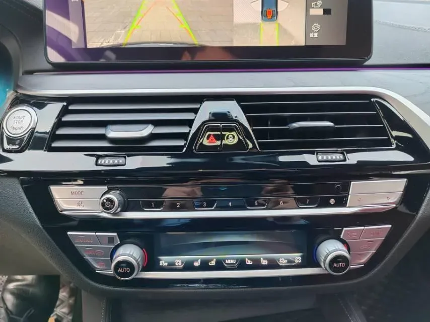 2021 BMW 5 Series 2.0T 252HP L4 8AT,autocango,china used car exporter,china ev exporter,chinese used car exporter,chinese used ev exporter