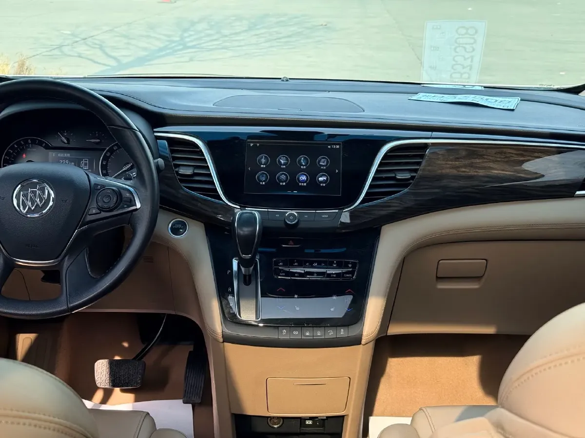 2018 Buick GL8 2.0T 260HP L4 6AT,autocango,china used car exporter,china ev exporter,chinese used car exporter,chinese used ev exporter