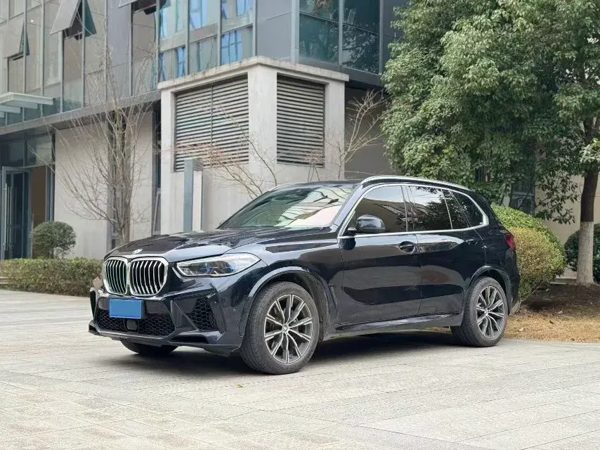 2022 BMW X5 3.0T 333HP L6 8AT