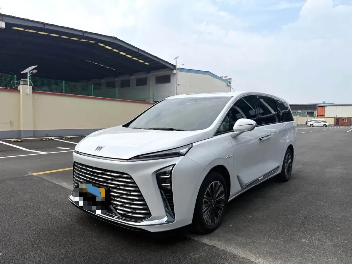 2025 Buick GL8 2.0T 237HP L4 9AT,autocango,china used car exporter,china ev exporter,chinese used car exporter,chinese used ev exporter