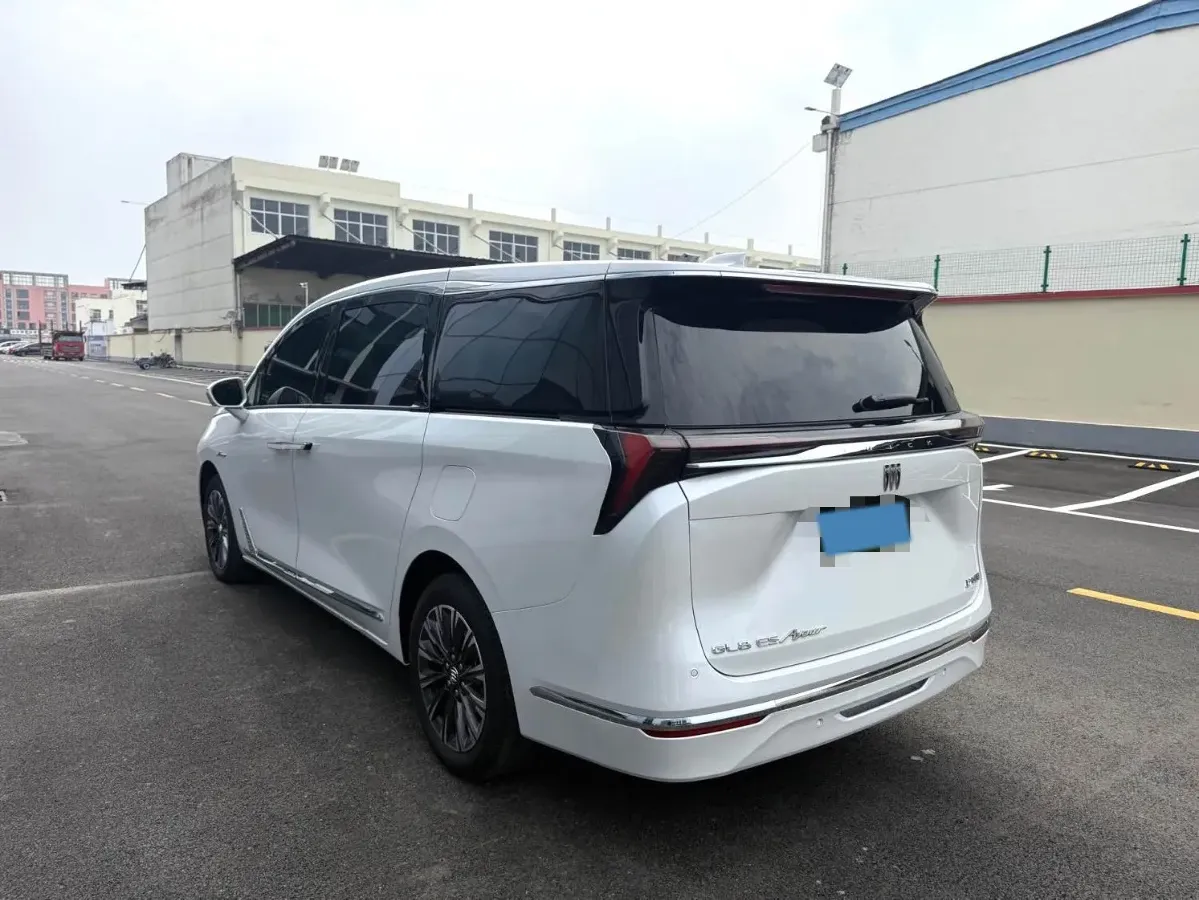 2025 Buick GL8 2.0T 237HP L4 9AT,autocango,china used car exporter,china ev exporter,chinese used car exporter,chinese used ev exporter