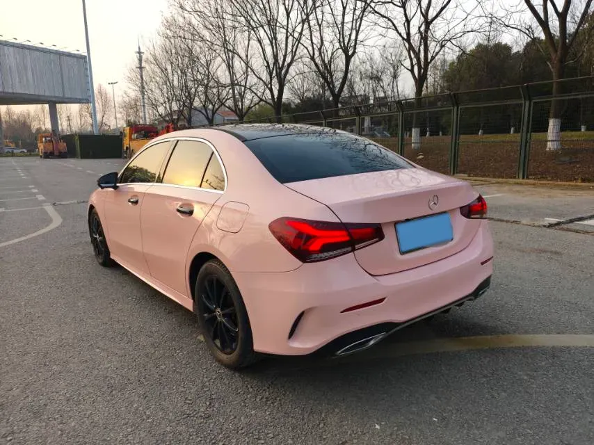 2020 Mercedes-Benz A Class 1.3T 163HP L4 7DCT,autocango,china used car exporter,china ev exporter,chinese used car exporter,chinese used ev exporter