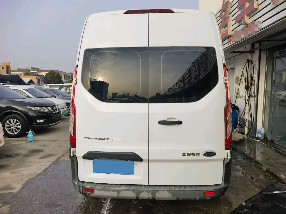 2019 Ford Transit 2.0T 202HP L4 6AT,autocango,china used car exporter,china ev exporter,chinese used car exporter,chinese used ev exporter