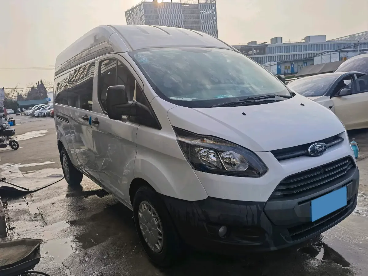 2019 Ford Transit 2.0T 202HP L4 6AT,autocango,china used car exporter,china ev exporter,chinese used car exporter,chinese used ev exporter