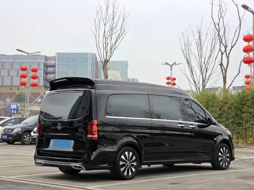 2021 Mercedes-Benz Vito 2.0T 211HP L4 9AT,autocango,china used car exporter,china ev exporter,chinese used car exporter,chinese used ev exporter