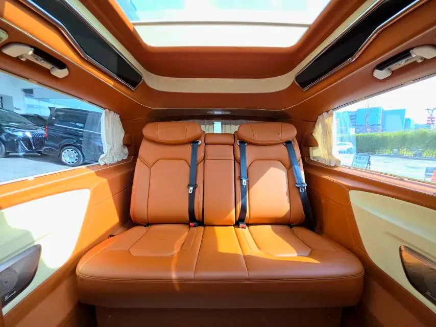 2021 Mercedes-Benz Vito 2.0T 211HP L4 9AT,autocango,china used car exporter,china ev exporter,chinese used car exporter,chinese used ev exporter