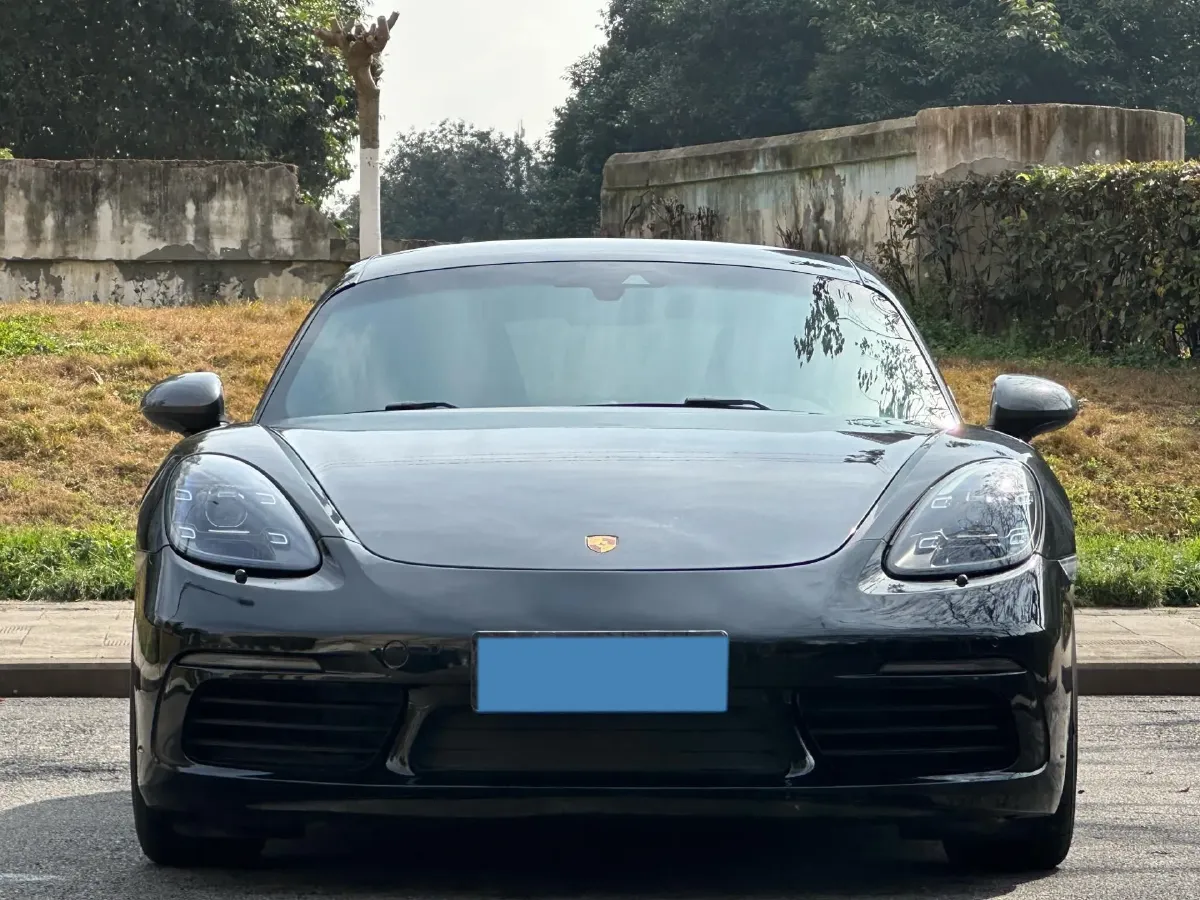 2020 Porsche 718 2.0T 250HP H4 7DCT,autocango,china used car exporter,china ev exporter,chinese used car exporter,chinese used ev exporter