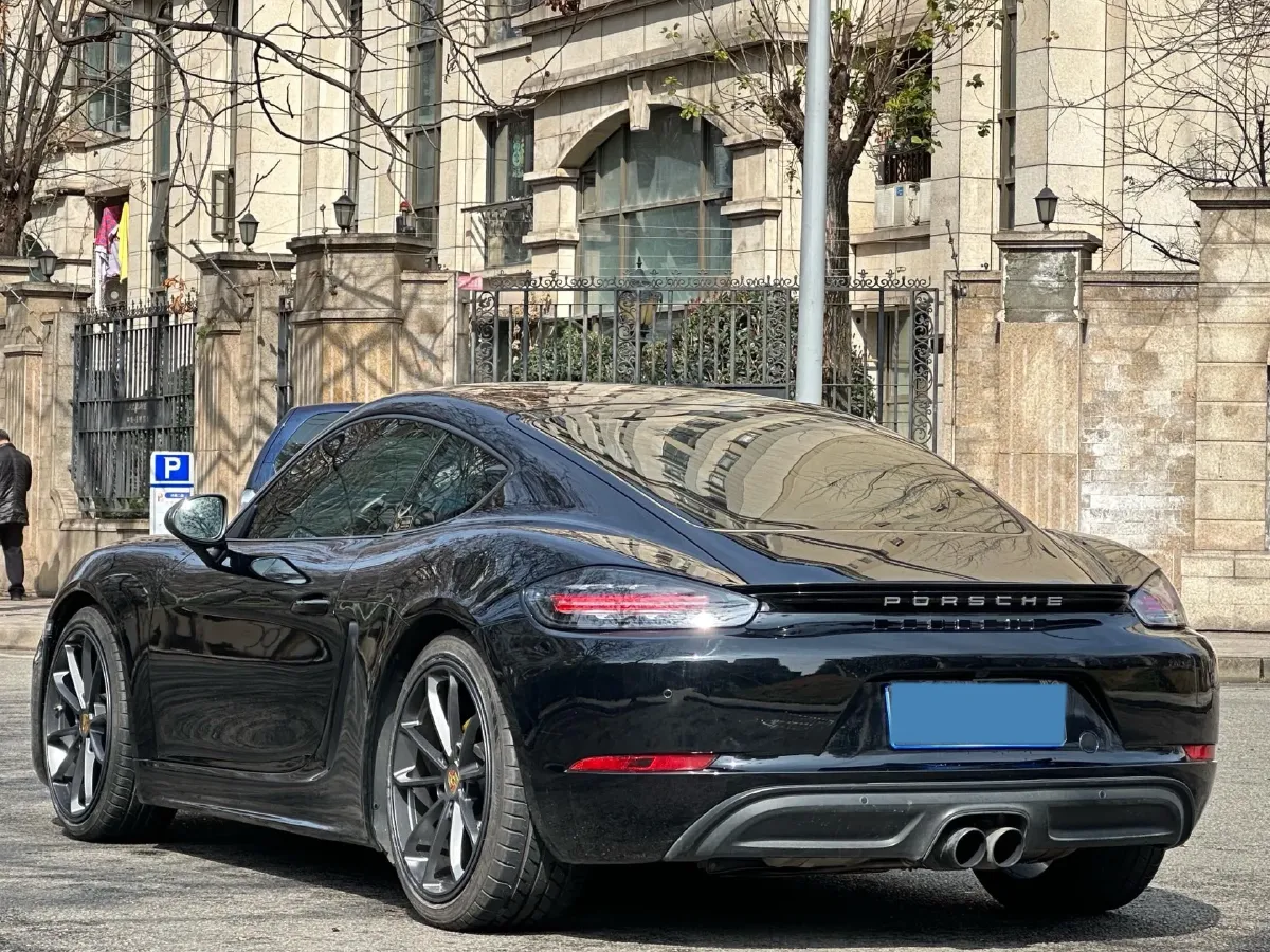 2020 Porsche 718 2.0T 250HP H4 7DCT,autocango,china used car exporter,china ev exporter,chinese used car exporter,chinese used ev exporter