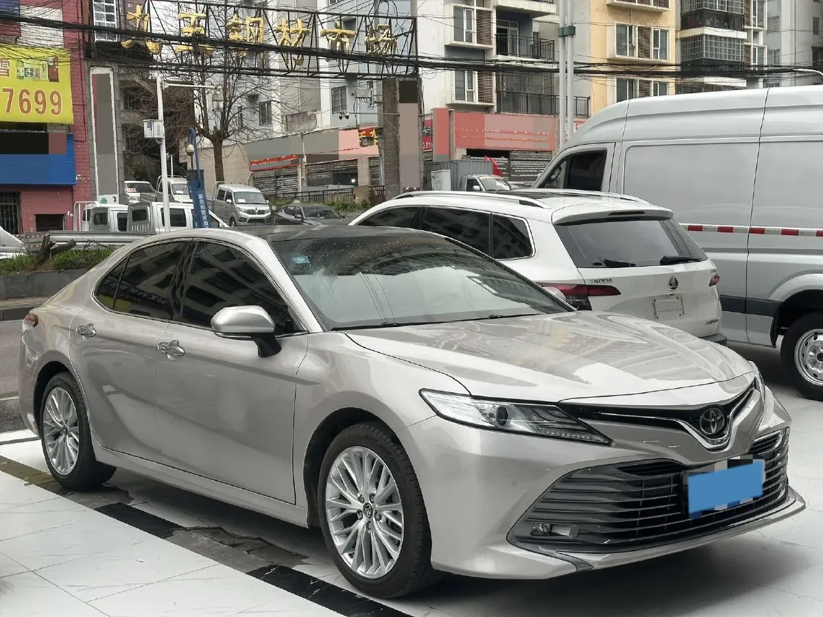 2019 Toyota Camry 2.5L 209HP L4 8AT,autocango,china used car exporter,china ev exporter,chinese used car exporter,chinese used ev exporter