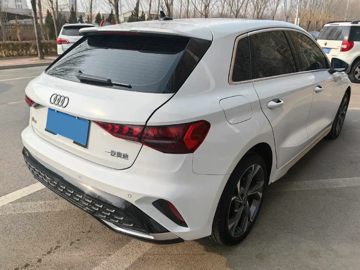 2025 Audi A3 1.5T 160HP L4 7DCT,autocango,china used car exporter,china ev exporter,chinese used car exporter,chinese used ev exporter