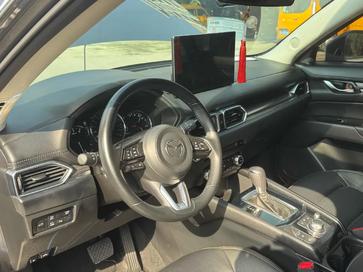 2022 MAXUS XinTu V90 2.0T 150HP L4 6AT,autocango,china used car exporter,china ev exporter,chinese used car exporter,chinese used ev exporter