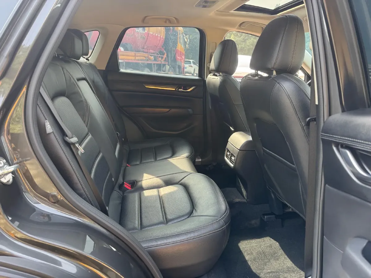 2022 MAXUS XinTu V90 2.0T 150HP L4 6AT,autocango,china used car exporter,china ev exporter,chinese used car exporter,chinese used ev exporter