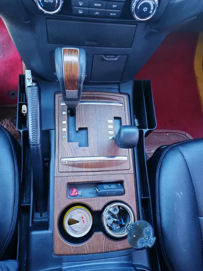 2016 Mitsubishi Pajero 3.0L 174HP V6 5AT,autocango,china used car exporter,china ev exporter,chinese used car exporter,chinese used ev exporter