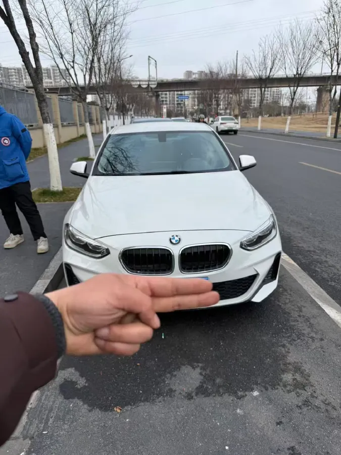 2022 BMW 1 Series 1.5T 140HP L3 7DCT,autocango,china used car exporter,china ev exporter,chinese used car exporter,chinese used ev exporter
