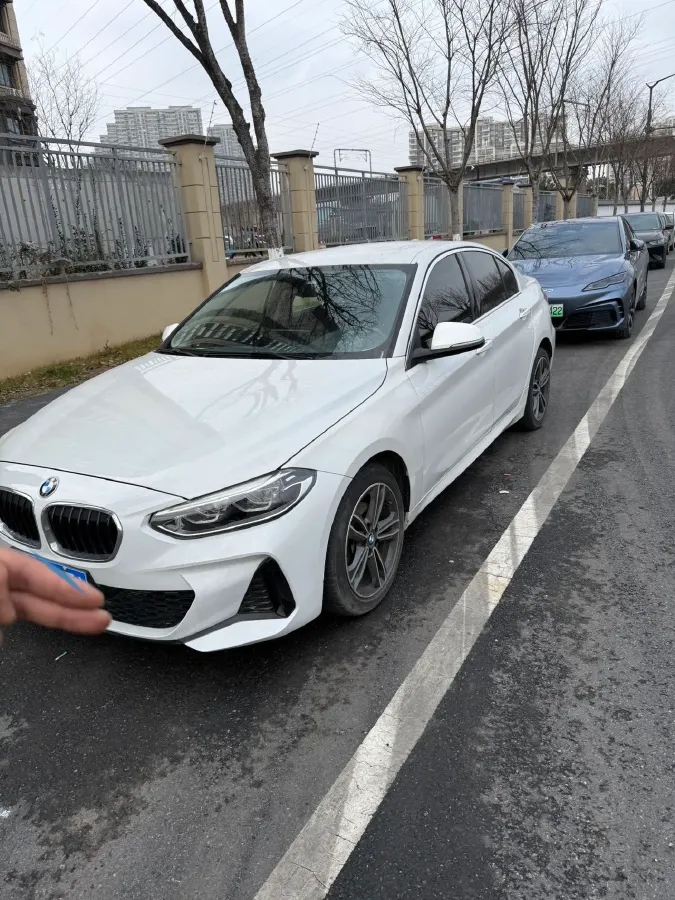 2022 BMW 1 Series 1.5T 140HP L3 7DCT,autocango,china used car exporter,china ev exporter,chinese used car exporter,chinese used ev exporter
