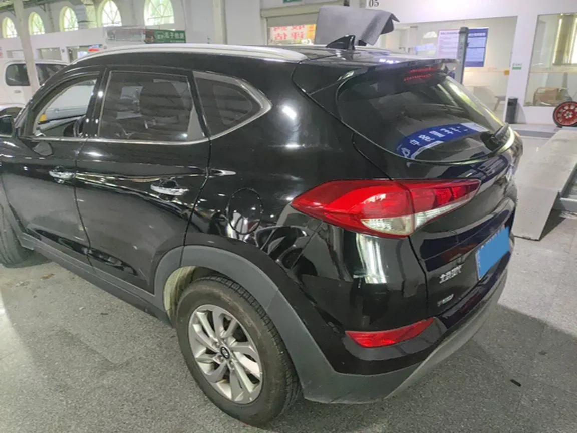 2015 Hyundai Tucson 1.6T 177HP L4 7DCT,autocango,china used car exporter,china ev exporter,chinese used car exporter,chinese used ev exporter