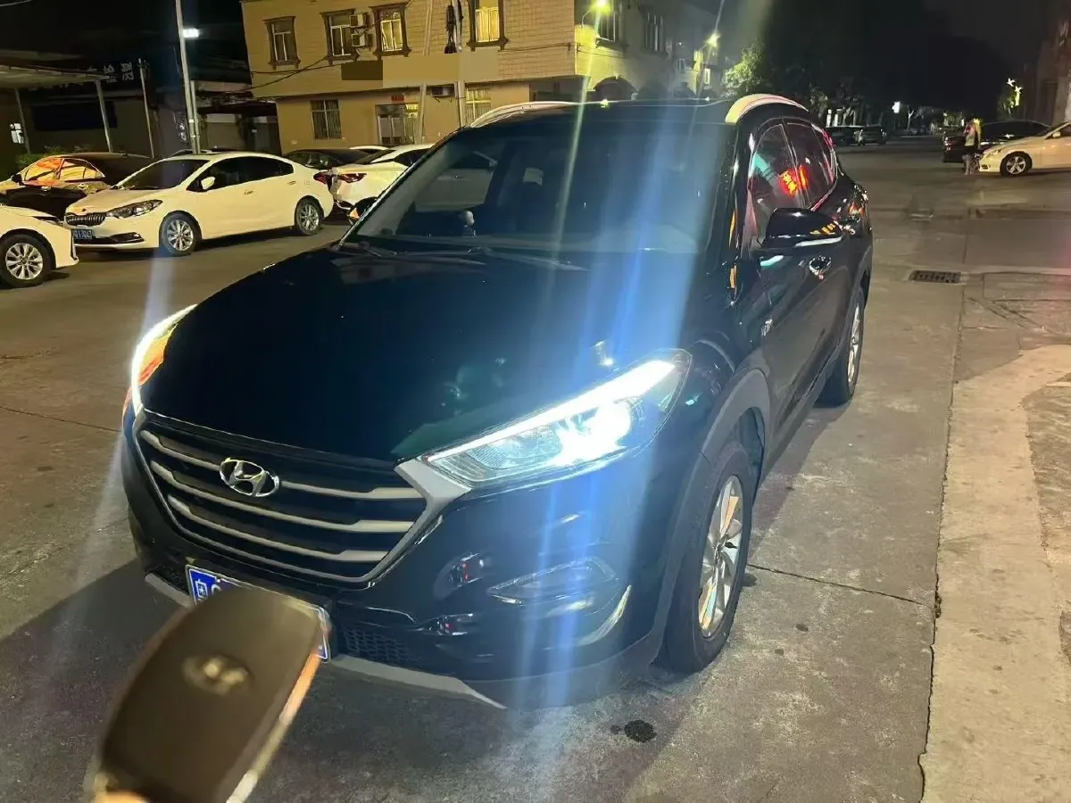 2015 Hyundai Tucson 1.6T 177HP L4 7DCT,autocango,china used car exporter,china ev exporter,chinese used car exporter,chinese used ev exporter