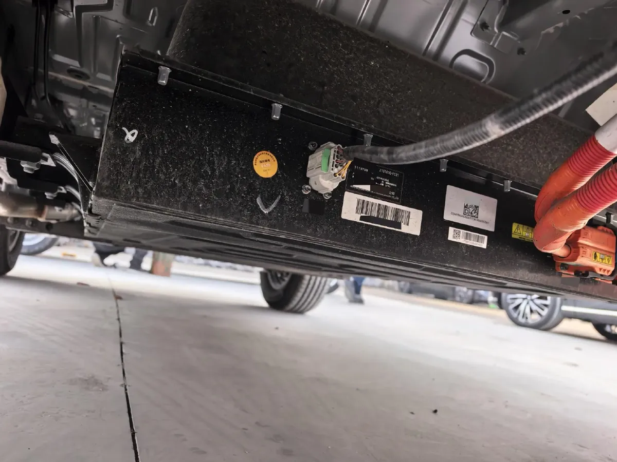 2024 ChangAn UNI-V 2.0T 233HP L4 8AT,autocango,china used car exporter,china ev exporter,chinese used car exporter,chinese used ev exporter