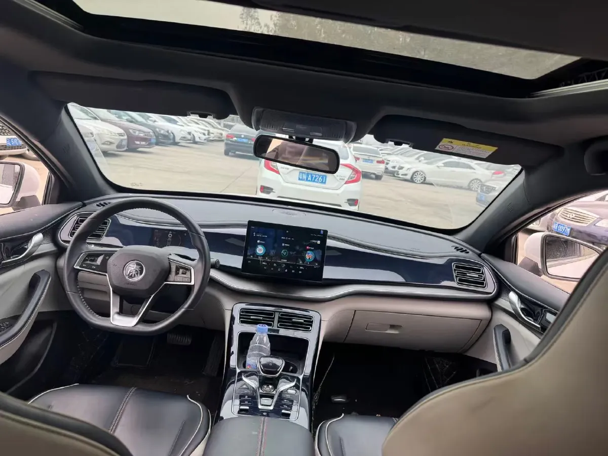 2021 Haval F7 1.5T 169HP L4 7DCT,autocango,china used car exporter,china ev exporter,chinese used car exporter,chinese used ev exporter