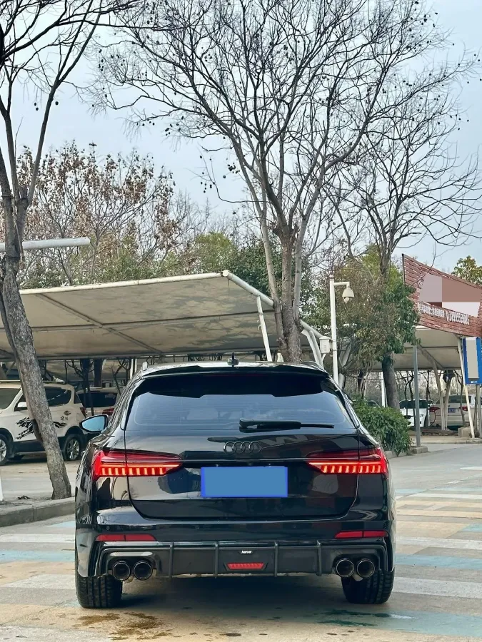 2021 Audi A6 2.0T 245HP L4 7DCT,autocango,china used car exporter,china ev exporter,chinese used car exporter,chinese used ev exporter