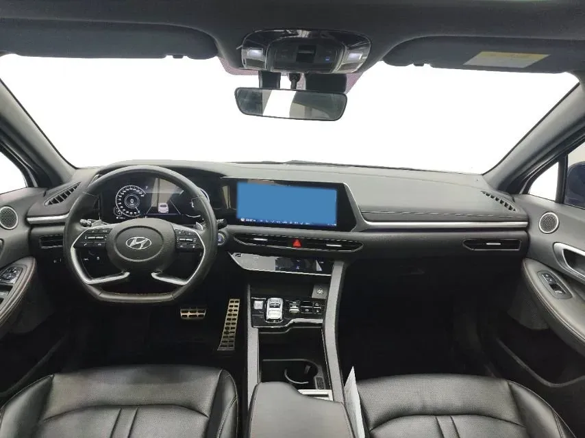 2022 Hyundai Sonata 1.5T 170HP L4 7DCT,autocango,china used car exporter,china ev exporter,chinese used car exporter,chinese used ev exporter