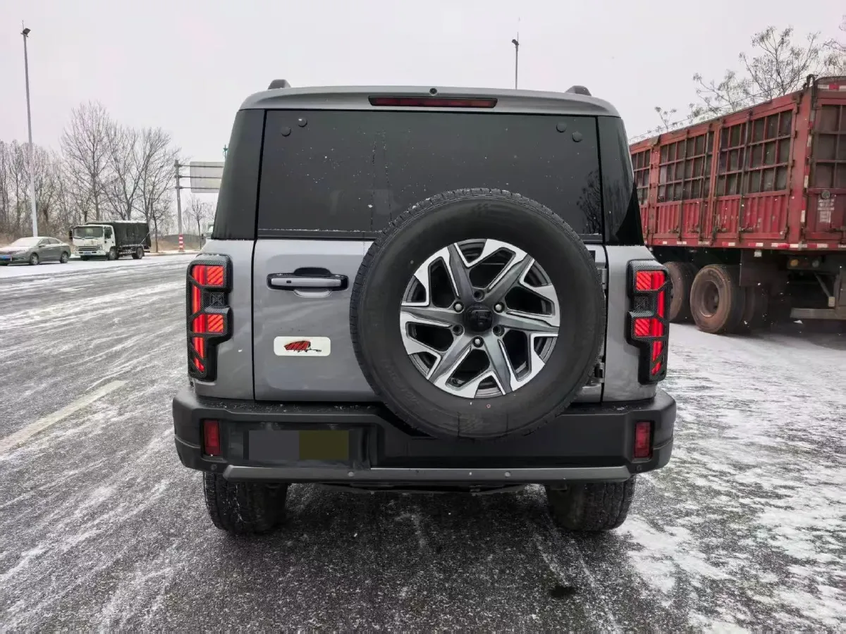 2024 Beijing BJ40 2.0T 245HP L4 8AT,autocango,china used car exporter,china ev exporter,chinese used car exporter,chinese used ev exporter