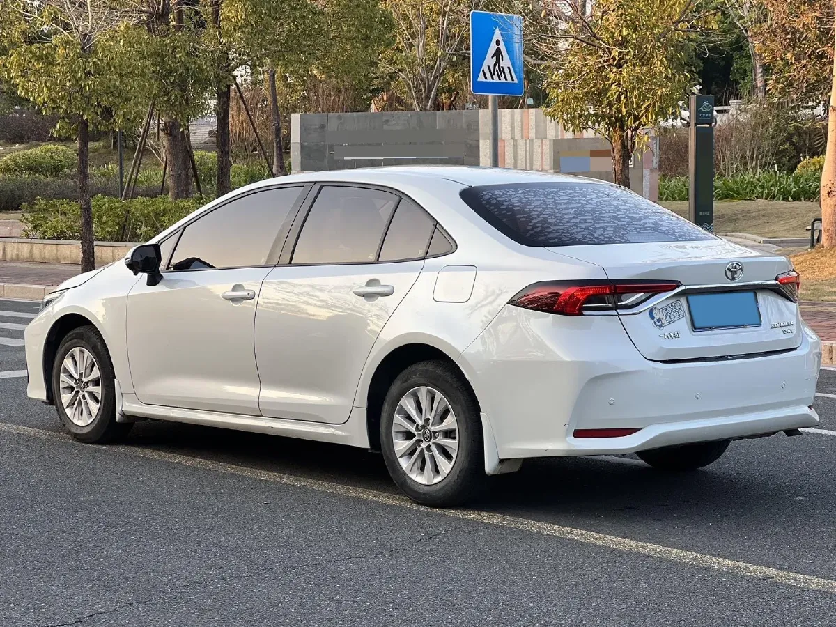 2021 Toyota Corolla 1.2T 116HP L4 CVT,autocango,china used car exporter,china ev exporter,chinese used car exporter,chinese used ev exporter