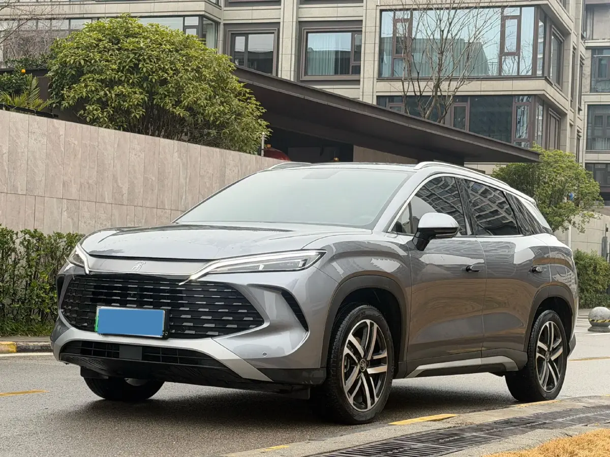 2024 BYD SongL DM-i 1.5L 101HP L4 E-CVT PHEV 18.3KWH