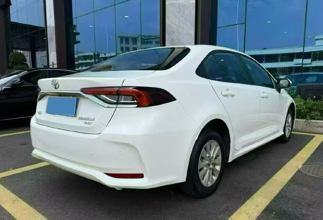 2022 Toyota Corolla 1.2T 116HP L4 CVT,autocango,china used car exporter,china ev exporter,chinese used car exporter,chinese used ev exporter