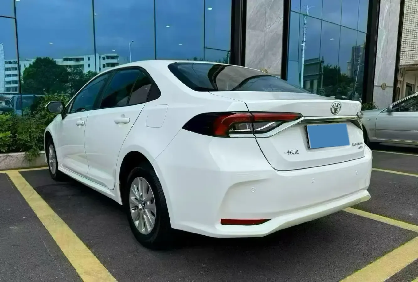 2022 Toyota Corolla 1.2T 116HP L4 CVT,autocango,china used car exporter,china ev exporter,chinese used car exporter,chinese used ev exporter