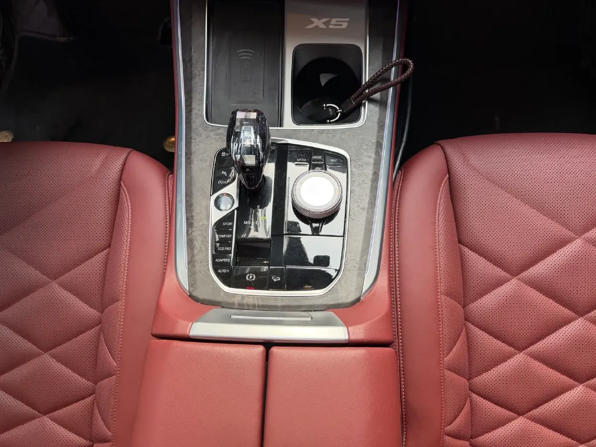 2022 BMW X5 2.0T 245HP L4 8AT,autocango,china used car exporter,china ev exporter,chinese used car exporter,chinese used ev exporter