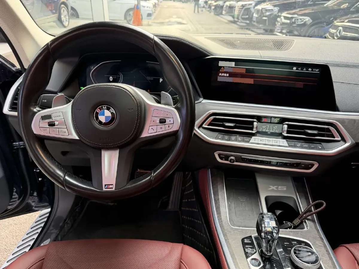 2022 BMW X5 2.0T 245HP L4 8AT,autocango,china used car exporter,china ev exporter,chinese used car exporter,chinese used ev exporter
