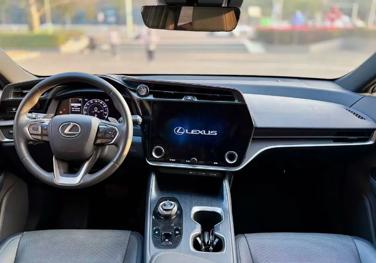 2023 Lexus RZ BEV 66KWH,autocango,china used car exporter,china ev exporter,chinese used car exporter,chinese used ev exporter