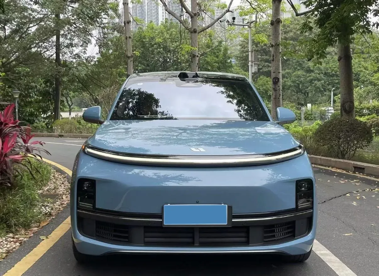 2022 Li L9 Range Extended 154HP REEV 42.6KWH,autocango,china used car exporter,china ev exporter,chinese used car exporter,chinese used ev exporter