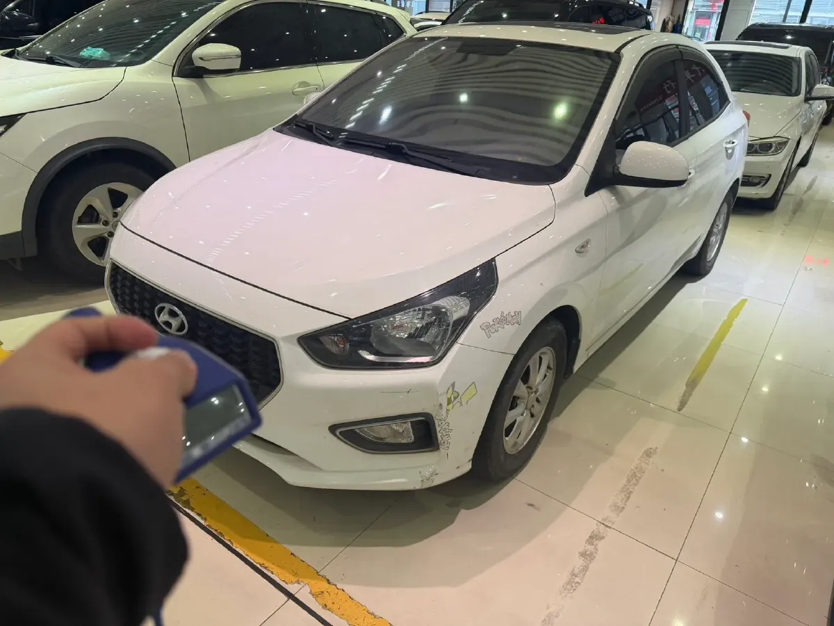 2017 Hyundai Reina 1.4L 95HP L4 4AT,autocango,china used car exporter,china ev exporter,chinese used car exporter,chinese used ev exporter