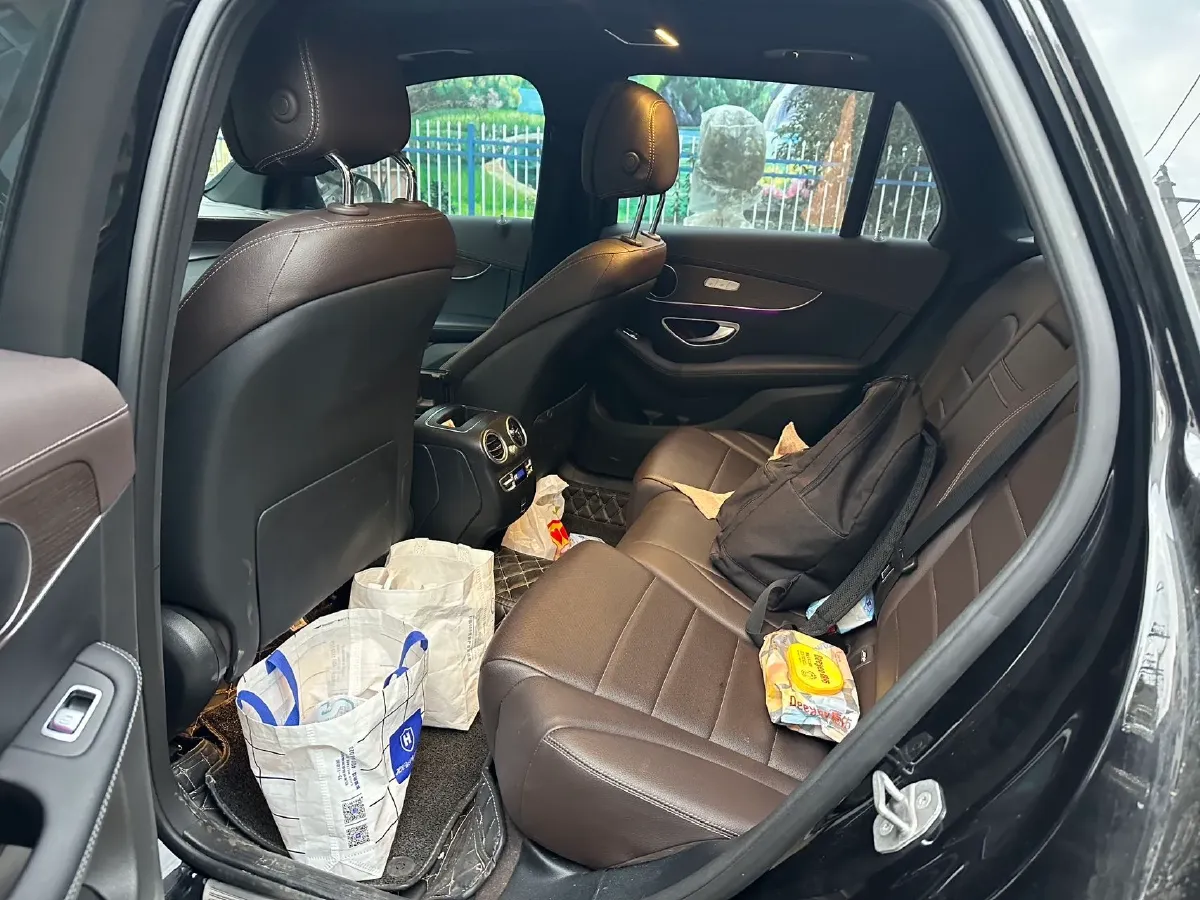 2022 Mercedes-Benz GLC Class 2.0T 258HP L4 9AT,autocango,china used car exporter,china ev exporter,chinese used car exporter,chinese used ev exporter