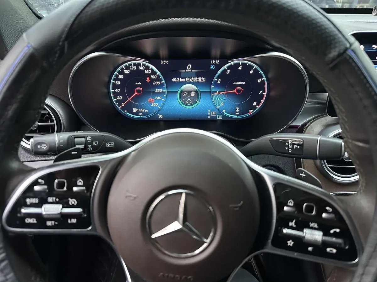 2022 Mercedes-Benz GLC Class 2.0T 258HP L4 9AT,autocango,china used car exporter,china ev exporter,chinese used car exporter,chinese used ev exporter