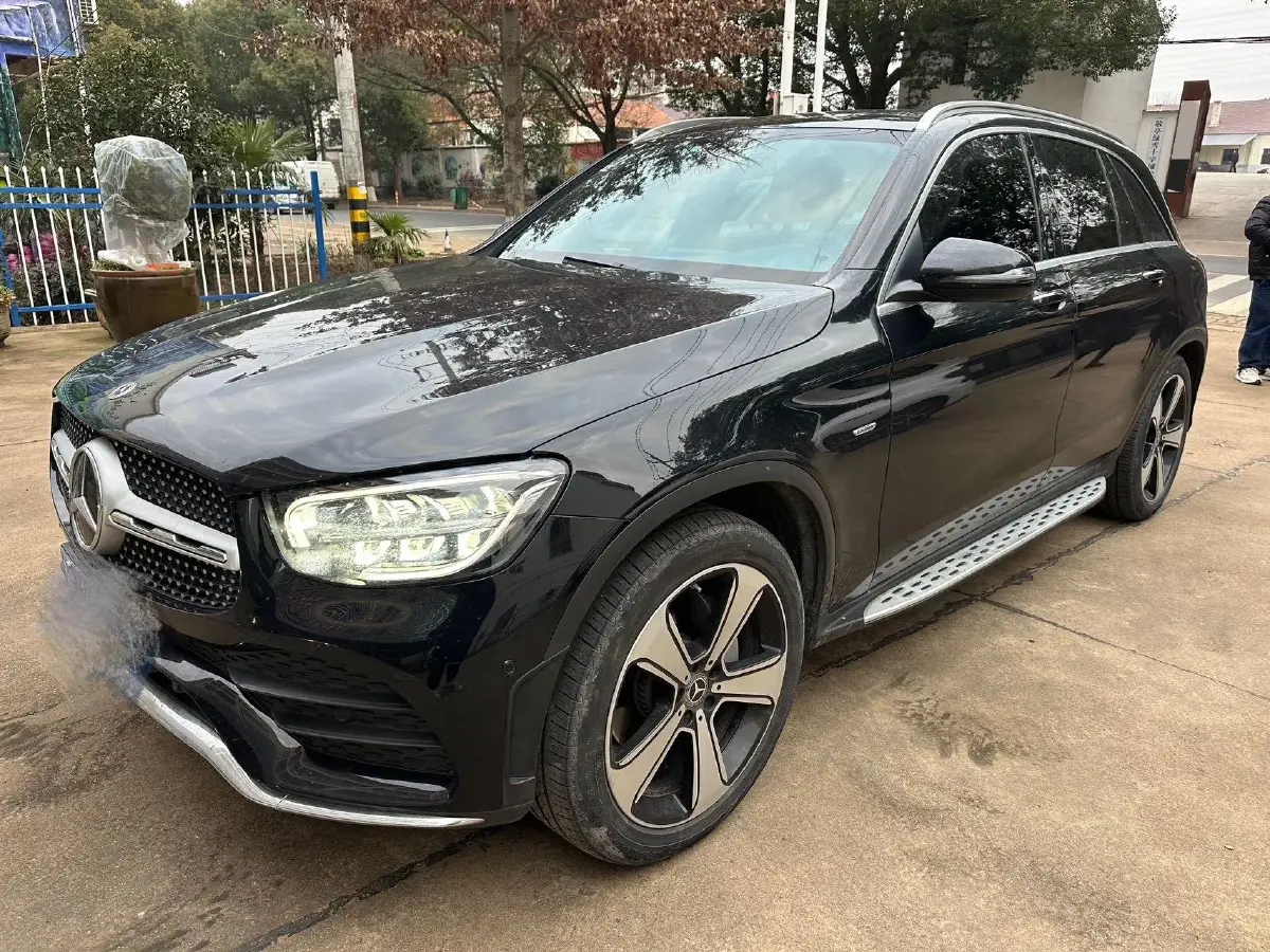 2022 Mercedes-Benz GLC Class 2.0T 258HP L4 9AT
