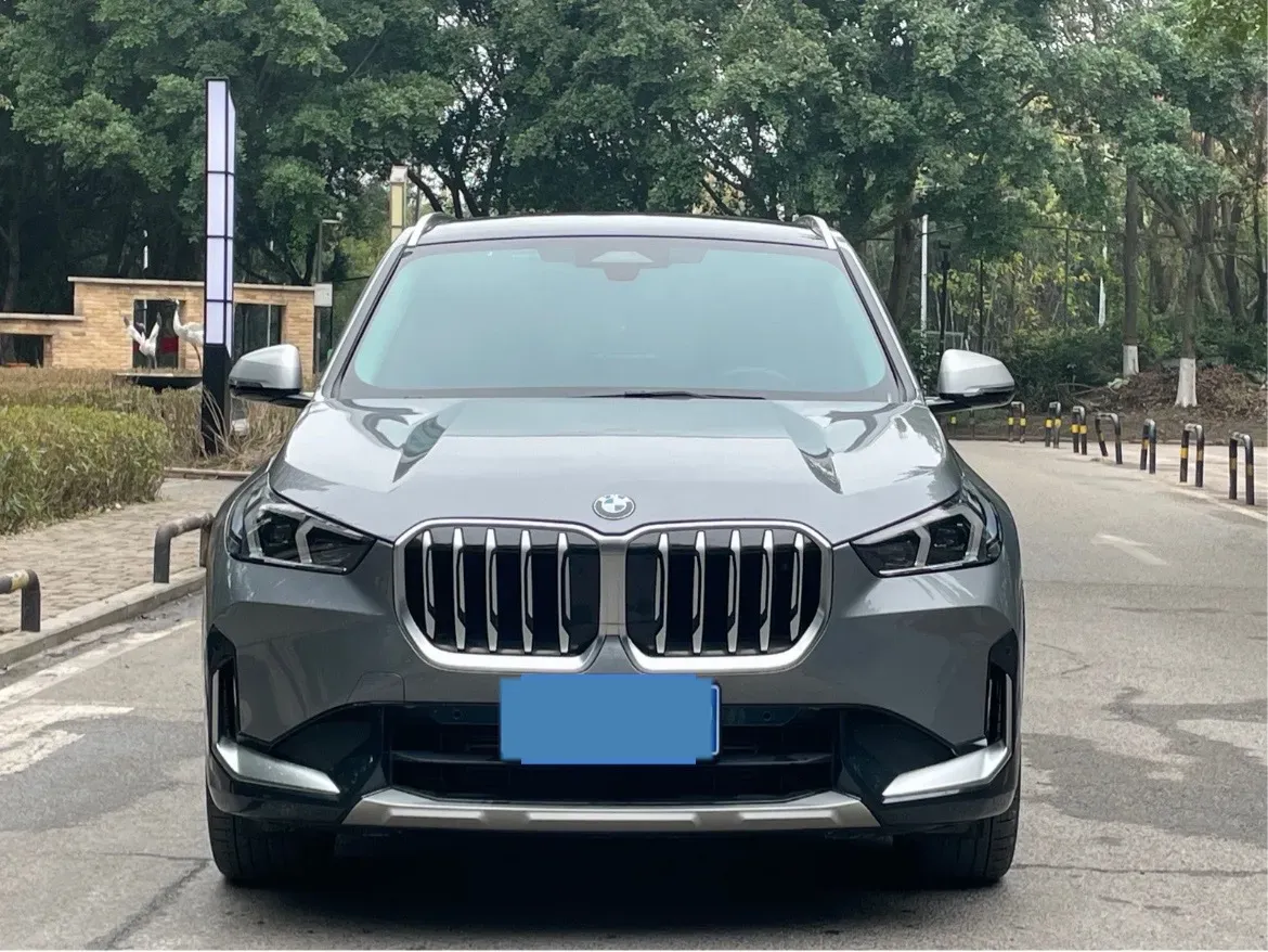 2023 BMW X1 2.0T 204HP L4 7DCT,autocango,china used car exporter,china ev exporter,chinese used car exporter,chinese used ev exporter